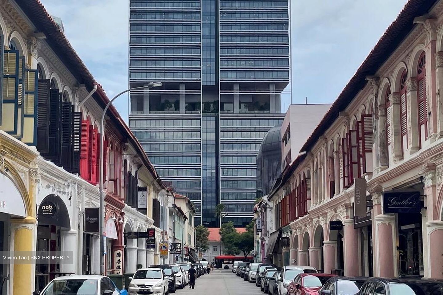 Midland House (D7), Retail #575426931